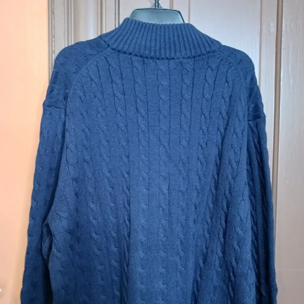 Izod Men's size XL Blue Long Sleeve Sweater